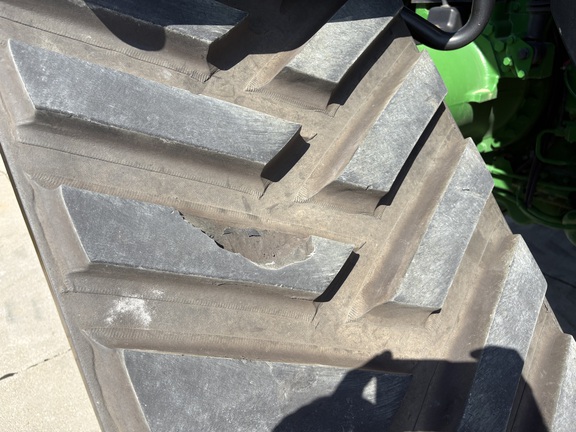 2023 John Deere 8RX 370 Tractor Rubber Track