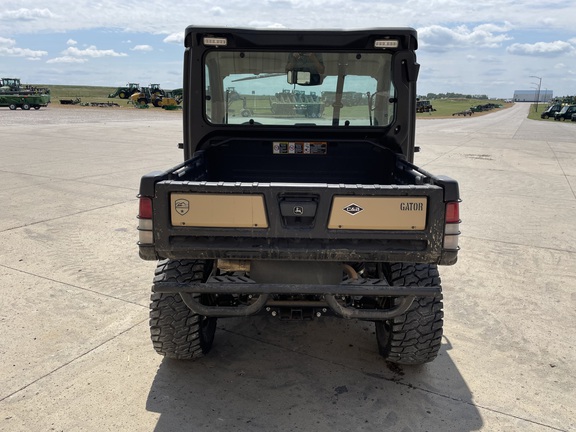 2022 John Deere XUV 835M ATV