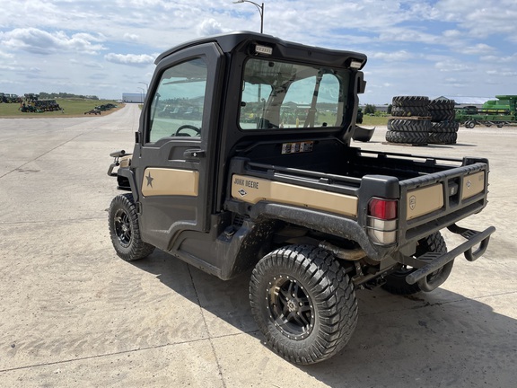 2022 John Deere XUV 835M ATV