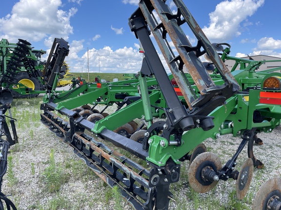 2023 John Deere 2730 Disk Ripper