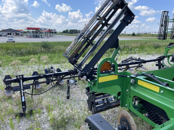 2023 John Deere 2730 Disk Ripper