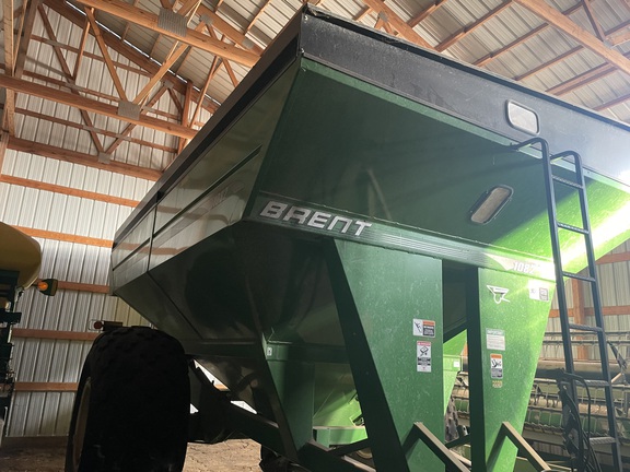 2009 Brent 1082 Grain Cart