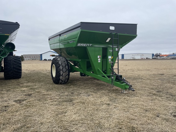 2009 Brent 1082 Grain Cart