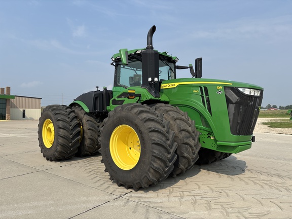 2022 John Deere 9R 640 Tractor 4WD