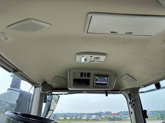 2022 John Deere 9R 640 Tractor 4WD