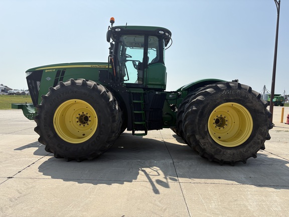 2012 John Deere 9460R Tractor 4WD
