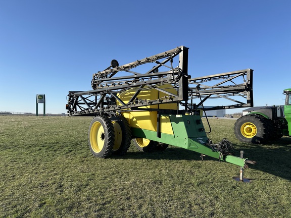 Demco 1600 Sprayer