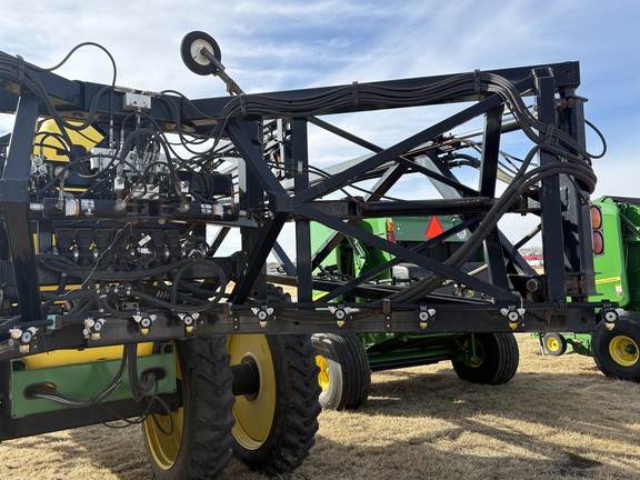 Demco Conquest 1600 Sprayer