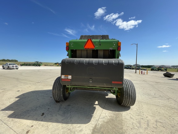 2021 John Deere 560R Baler/Round