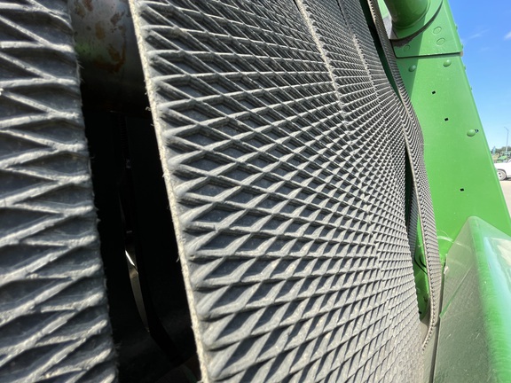 2021 John Deere 560R Baler/Round