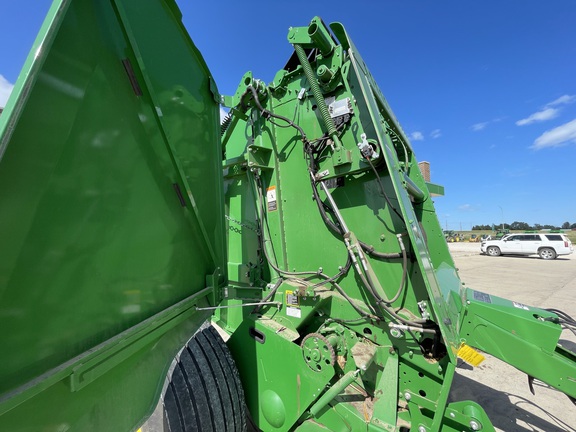 2021 John Deere 560R Baler/Round