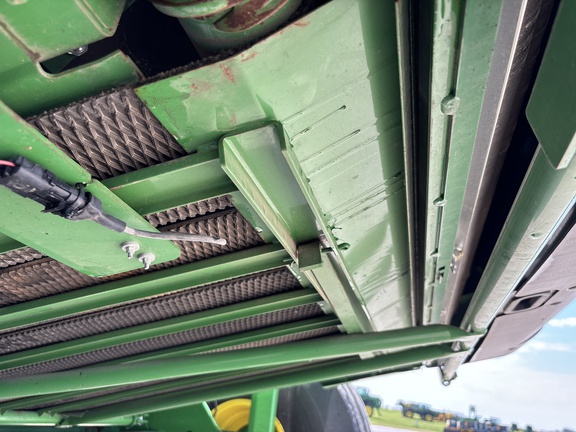 2021 John Deere 560R Baler/Round