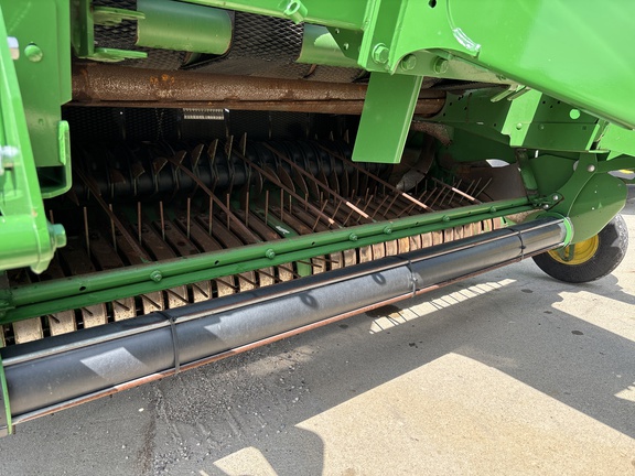 2021 John Deere 560R Baler/Round