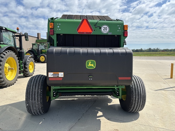 2021 John Deere 560R Baler/Round