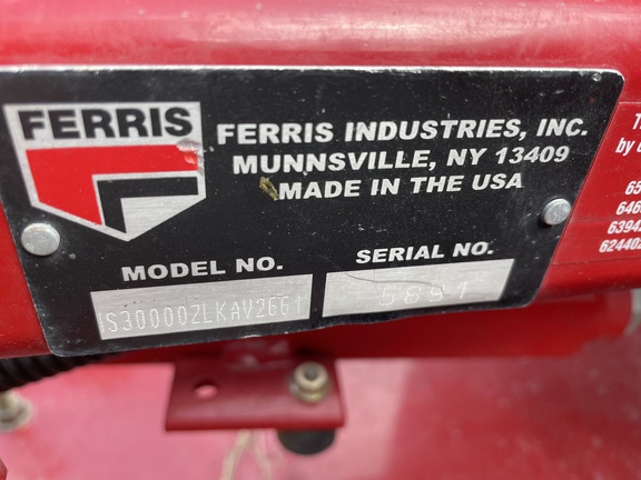 2001 Ferris IS3000Z Kav25 Mower/Zero Turn