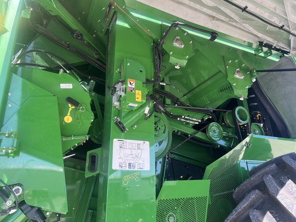 2022 John Deere S780 Combine