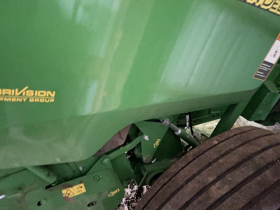 2023 John Deere 560M Baler/Round