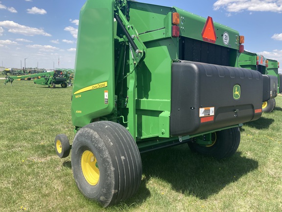 2023 John Deere 560M Baler/Round