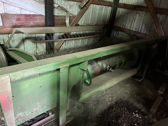 1981 John Deere 212 Header Forage