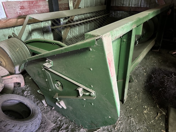 1981 John Deere 212 Header Forage