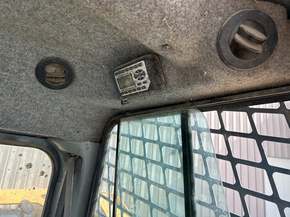 2015 Ezee-On 3300v Skid Steer Loader