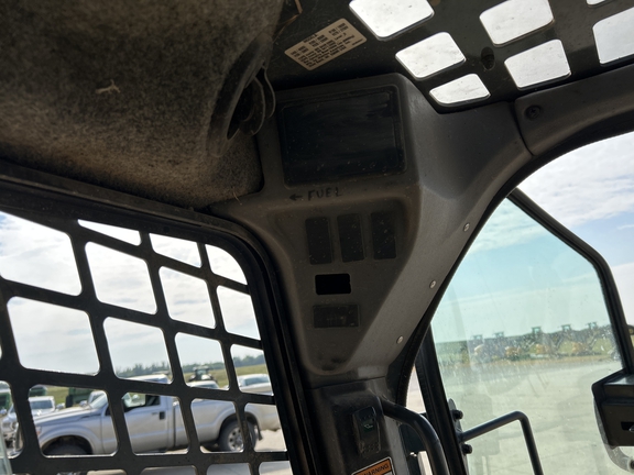 2015 Ezee-On 3300v Skid Steer Loader