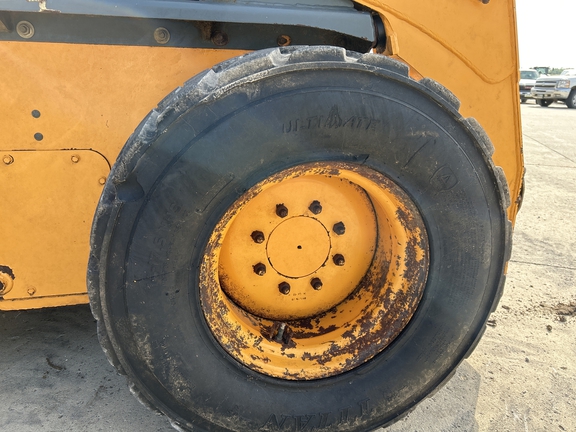 2015 Ezee-On 3300v Skid Steer Loader