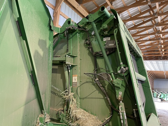 2023 John Deere 560R Baler/Round