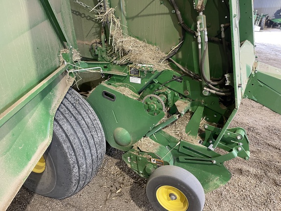 2023 John Deere 560R Baler/Round