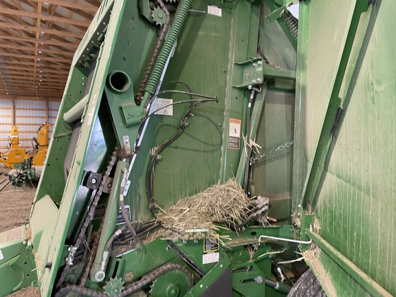 2023 John Deere 560R Baler/Round