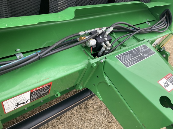 2023 John Deere 560R Baler/Round