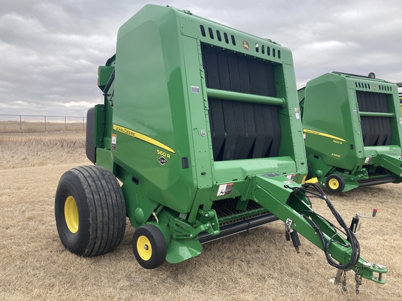 2023 John Deere 560R Baler/Round