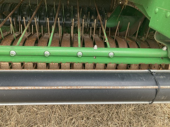 2023 John Deere 560R Baler/Round