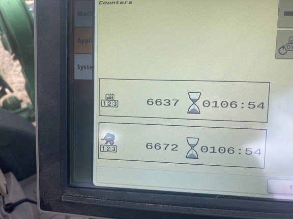 2023 John Deere 560R Baler/Round