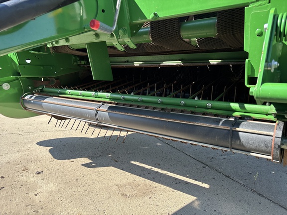 2023 John Deere 560R Baler/Round