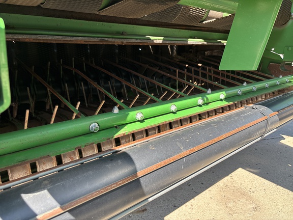 2023 John Deere 560R Baler/Round