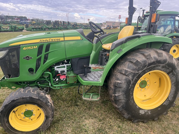 2019 John Deere 4052M Tractor Compact