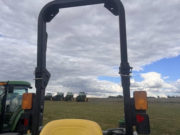 2019 John Deere 4052M Tractor Compact