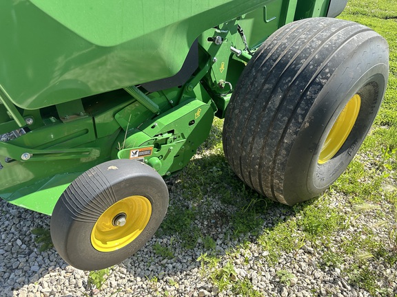 2023 John Deere 560M Baler/Round