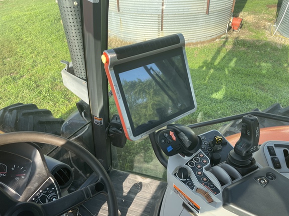 2017 Kubota M7-171 PREMIUM Tractor