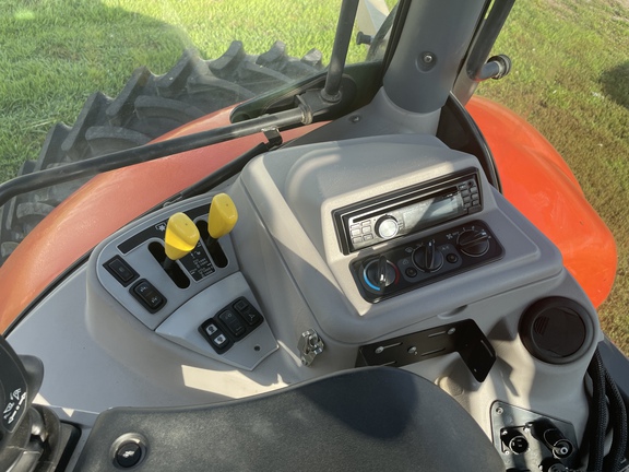 2017 Kubota M7-171 PREMIUM Tractor