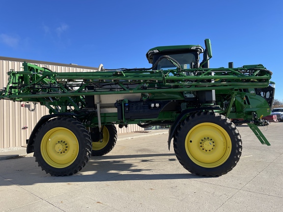 2023 John Deere 410R Sprayer/High Clearance