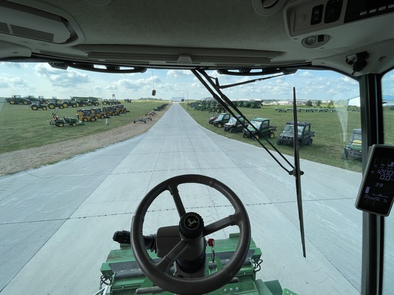 2022 John Deere S790 Combine