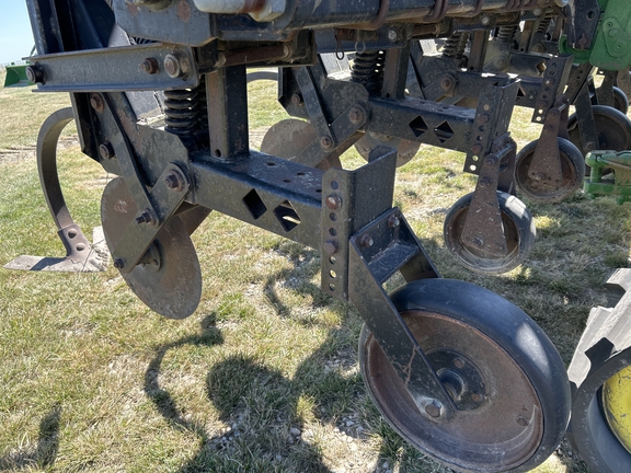 Hiniker 1000 Field Cultivator