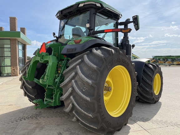 2023 John Deere 8R 310 Tractor