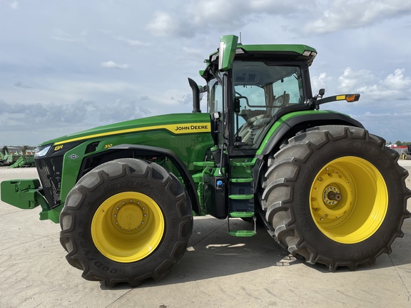 2023 John Deere 8R 310 Tractor