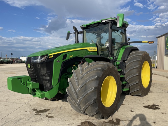 2023 John Deere 8R 340 Tractor