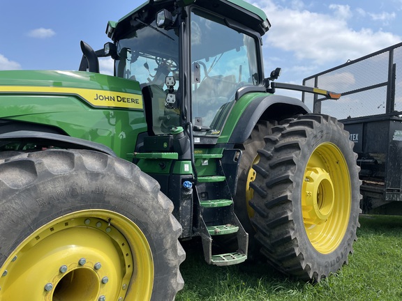 2021 John Deere 8R 410 Tractor