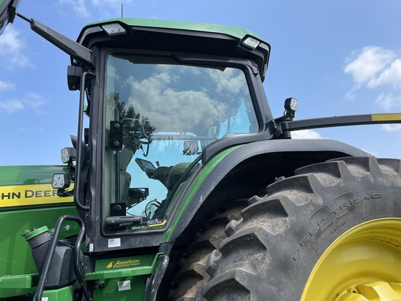 2021 John Deere 8R 410 Tractor