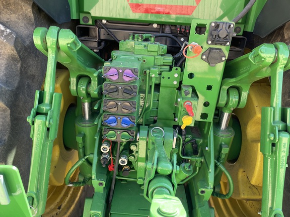 2021 John Deere 8R 410 Tractor